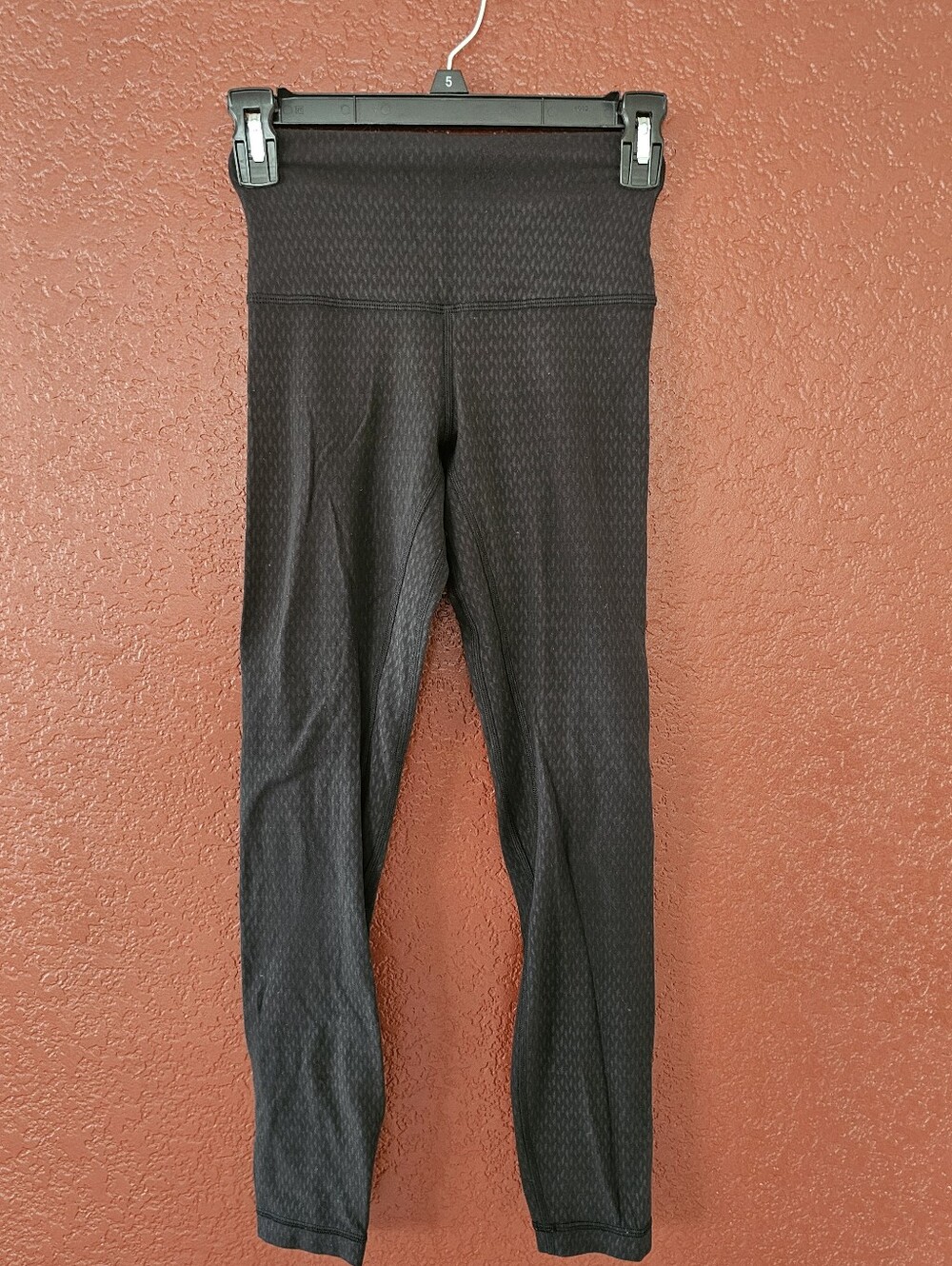 lululemon athletica Black Textured High-Rise Leggings - Picture 2 of 5